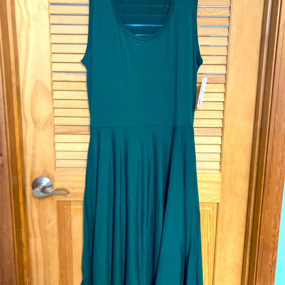 NWT Lularoe Nicki Sz Medium Hunter Green